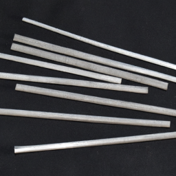 Graphite electrodes with good conductivity