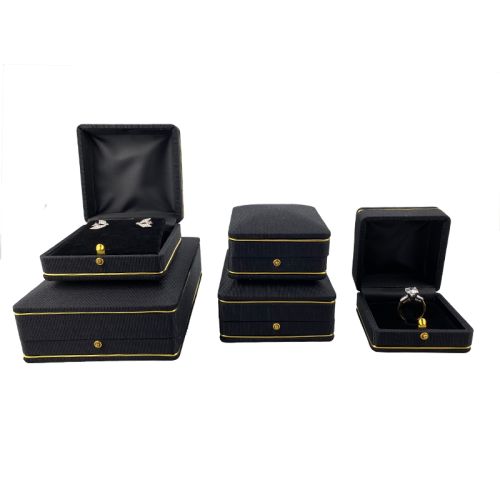 LEATHER GOLDEN EDGE JEWELRY BOX