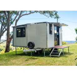 3.9m EXPANDING MOBILE CABIN / TINY HOME